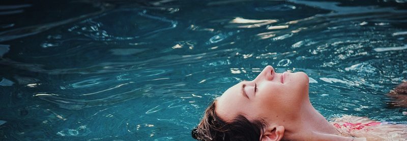 Spa-y-belleza-piscina-relax-masajes